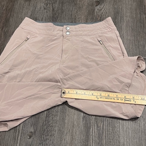 Women’s XS Smartwool Active 8" Shorts - Picture 5 of 7